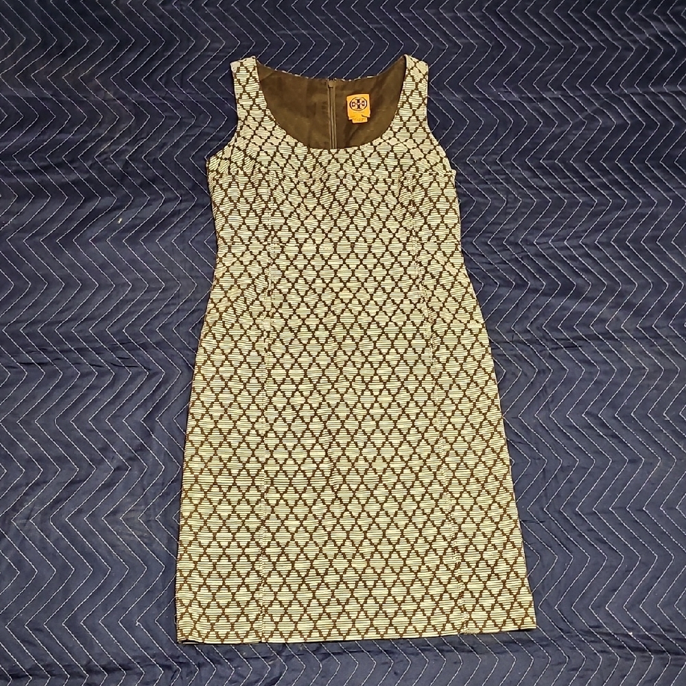 Geo Print Sleeveless Dress
